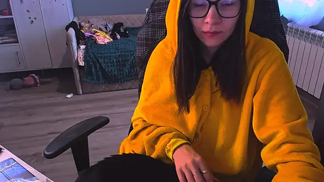 MollyLollipop online show from 12.05.25