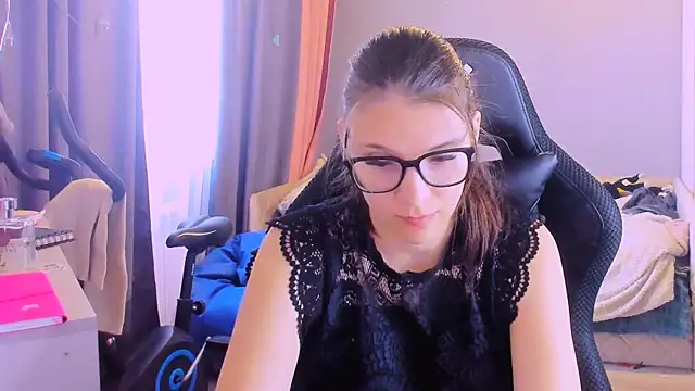 MollyLollipop online show from 04.29.26