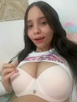 Snapshot of MiaJacksonn chatting on 12.31.24 MiaJacksonn online show from 12.31.24