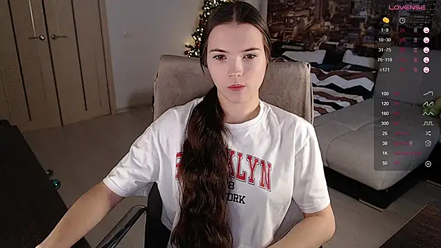 Eva Davie online show from 01.13.25