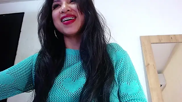 Snapshot of Sweet_baby_hellen chatting on 12.19.24 Sweet baby hellen online show from 12.19.24