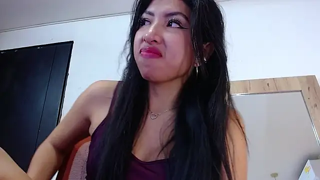 Snapshot of Sweet_baby_hellen chatting on 01.08.25 Sweet baby hellen online show from 01.08.25