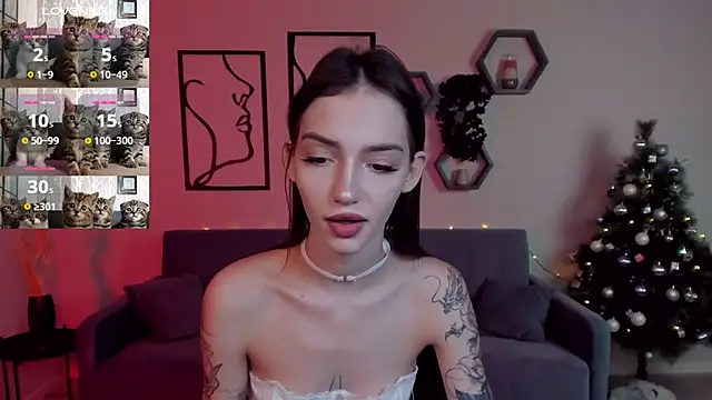 Snapshot of SophieCatty chatting on 01.09.25 SophieCatty online show from 01.09.25