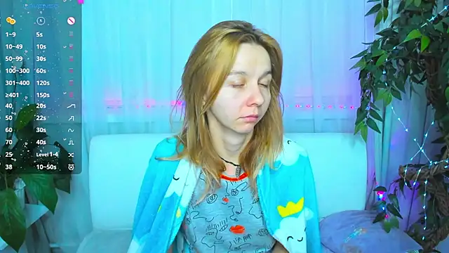 Snapshot of Bell_a_mi_ chatting on 02.08.25 Bell a mi online show from 02.08.25