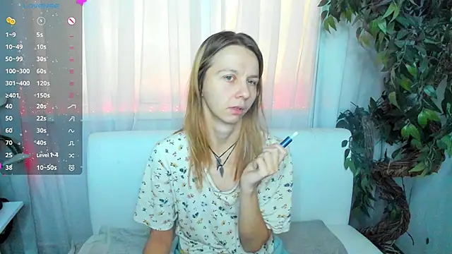 Snapshot of Bell_a_mi_ chatting on 09.19.25 Bell a mi online show from 09.19.25