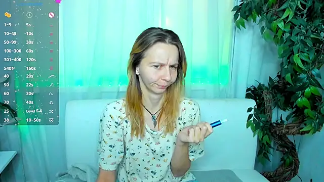 Snapshot of Bell_a_mi_ chatting on 09.21.25 Bell a mi online show from 09.21.25