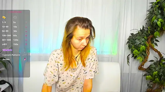 Snapshot of Bell_a_mi_ chatting on 11.01.25 Bell a mi online show from 11.01.25