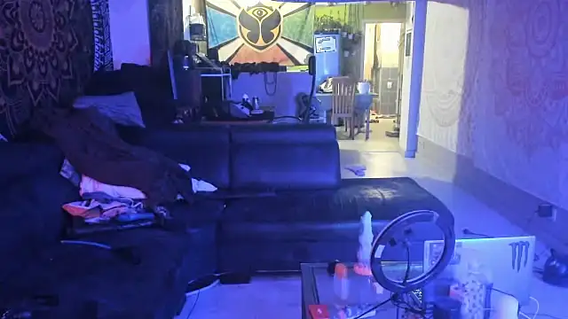 Snapshot of slankecrosdresser chatting on 02.06.25 slankecrosdresser online show from 02.06.25