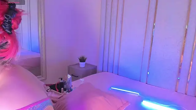 Saekohofman online show from 11.18.25