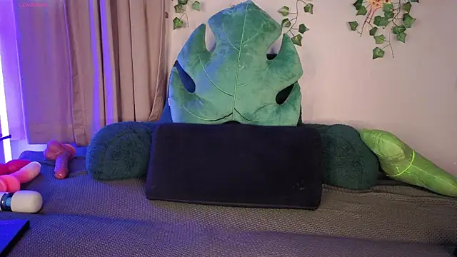 AnnaGingerDD online show from 02.28.26