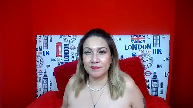 Snapshot of yayita_mature chatting on 02.28.25 yayita mature online show from 02.28.25