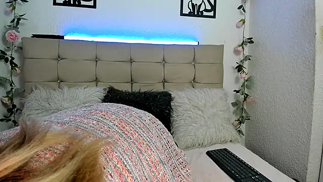 Snapshot of yayita_mature chatting on 09.27.25 yayita mature online show from 09.27.25