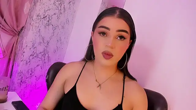 Alexandra Hornny online show from 03.06.25