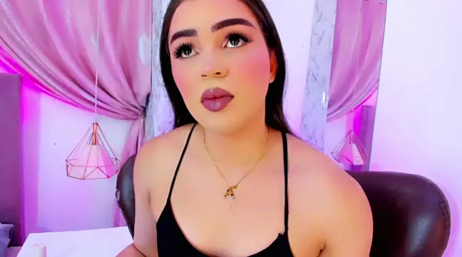 Alexandra Hornny online show from 03.18.25