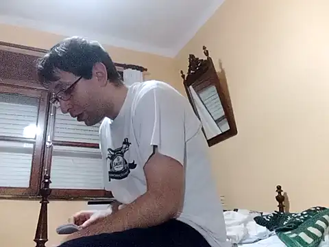 White rabbit  online show from 12.06.24