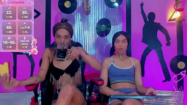 nickyminach  online show from 10.03.25