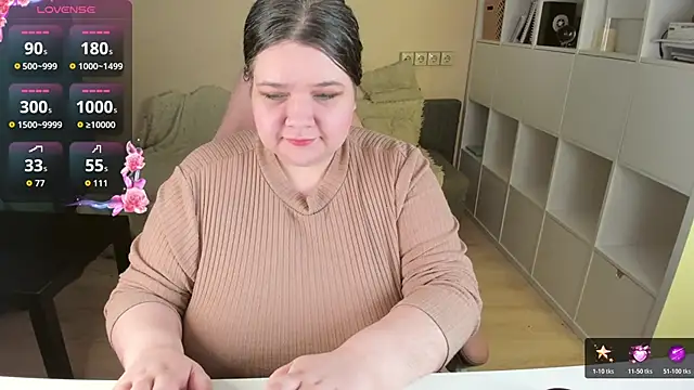 PlumPie online show from 12.14.25