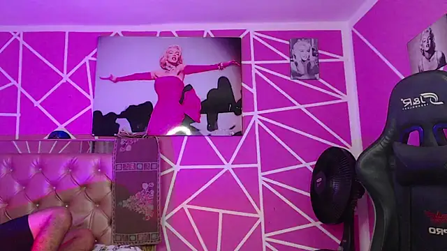 Ortegakim online show from 01.18.25