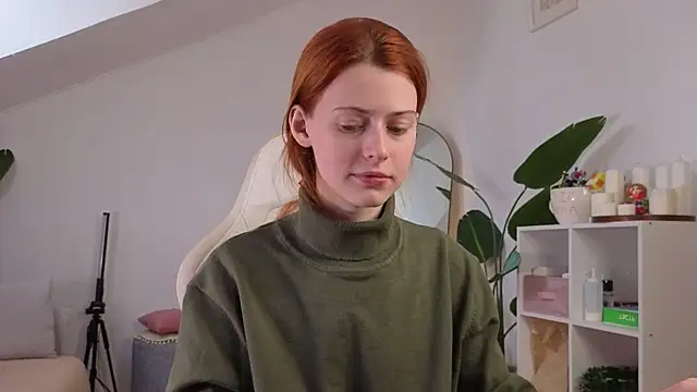 doll lesli online show from 10.17.25