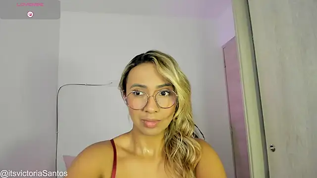 Victoriasant online show from 03.15.26