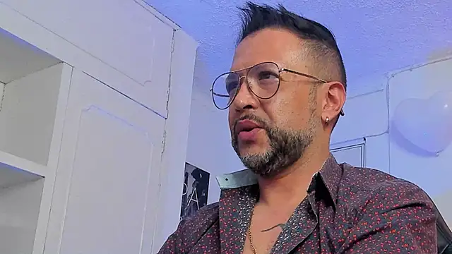 MrFrank tattoo online show from 02.14.25