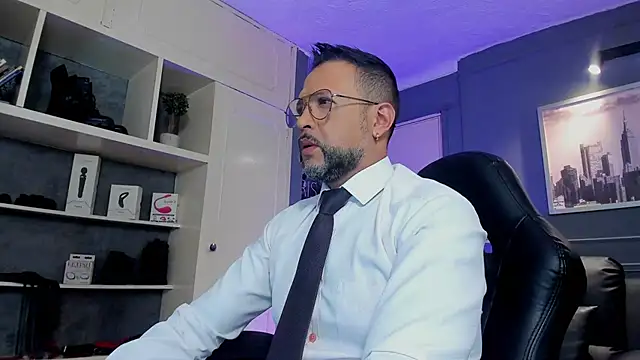 MrFrank tattoo online show from 09.17.25