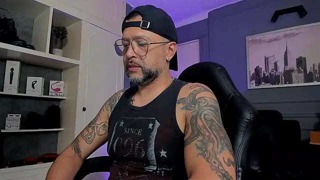 MrFrank tattoo online show from 09.26.25