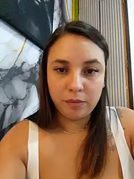 LizzRouse online show from 10.30.25