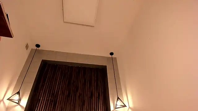 Snapshot of _rebecca1 chatting on 02.20.25 rebecca1 online show from 02.20.25