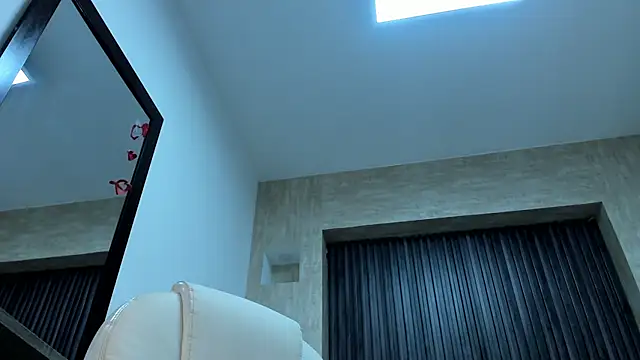 Snapshot of _rebecca1 chatting on 03.15.25 rebecca1 online show from 03.15.25