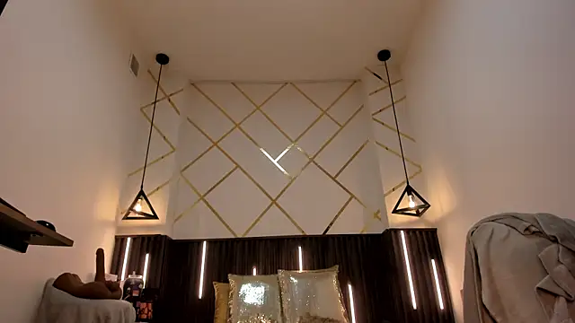 Snapshot of _rebecca1 chatting on 10.11.25 rebecca1 online show from 10.11.25