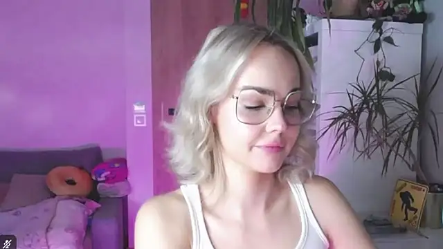 Snapshot of LexiexPlay chatting on 01.16.26 LexiexPlay online show from 01.16.26