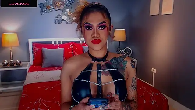 StellaStrong30 online show from 02.19.25