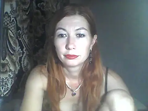 Snapshot of Olesja chatting on 09.09.25 Olesja online show from 09.09.25