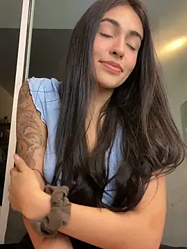 DaphneUwu online show from 04.03.26