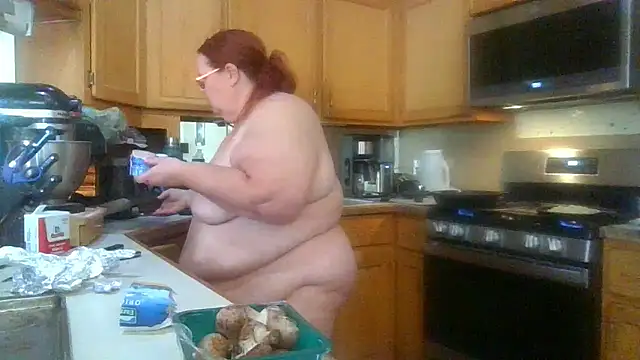 Snapshot of Hornybbw1978 chatting on 12.01.24 Hornybbw1978 online show from 12.01.24