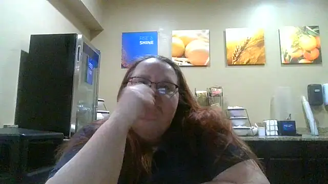 Snapshot of Hornybbw1978 chatting on 03.06.25 Hornybbw1978 online show from 03.06.25