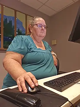 Snapshot of Hornybbw1978 chatting on 07.29.26 Hornybbw1978 online show from 07.29.26