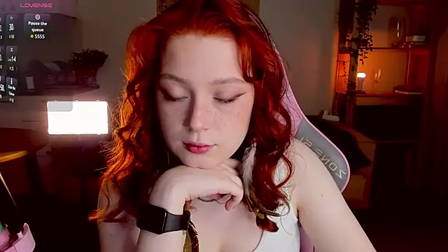 Sofy Benson online show from 10.24.25