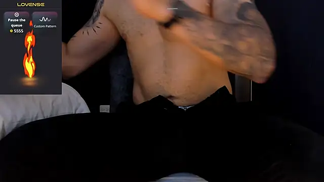 MarkWalker   online show from 09.10.25