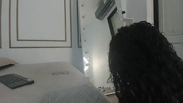 Snapshot of kristyl_paez chatting on 02.02.26 kristyl paez online show from 02.02.26