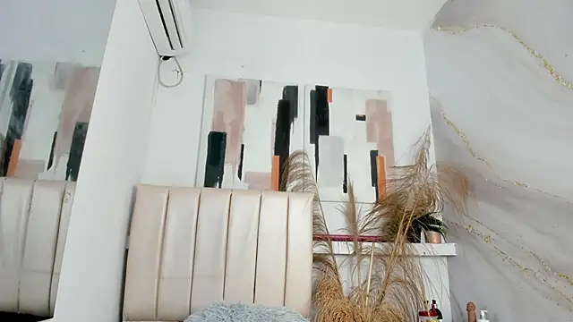 Snapshot of kristyl_paez chatting on 02.05.26 kristyl paez online show from 02.05.26