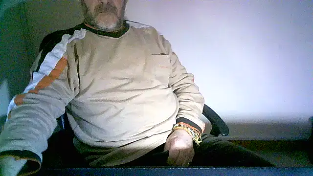 Greek Passion online show from 03.25.26