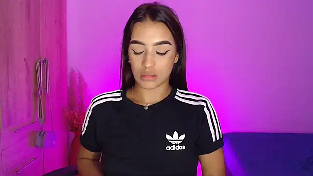 GiltRosebush online show from 01.11.25