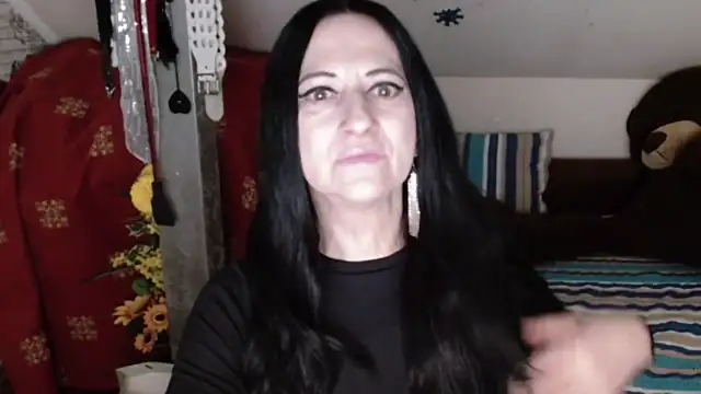 DebraMilf online show from 03.22.26