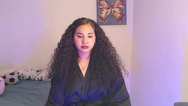 Snapshot of luciana_keating chatting on 01.12.26 luciana keating online show from 01.12.26