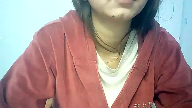 lovelydesi21 online show from 12.15.24