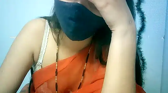 lovelydesi21 online show from 12.22.24