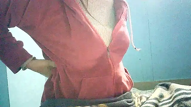 lovelydesi21 online show from 01.06.25