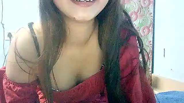 lovelydesi21 online show from 01.20.25